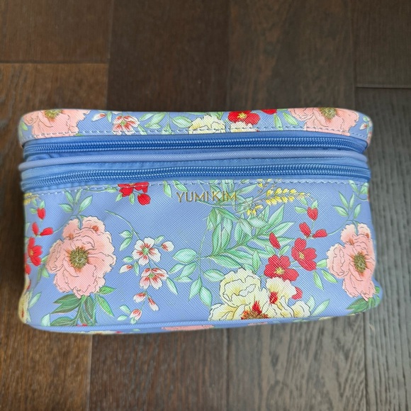 Yumi Kim Cosmetic Case - Picture 1 of 9